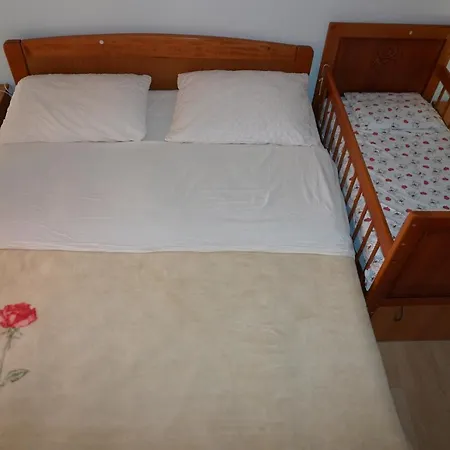 Spacious Elek, City Appartement *