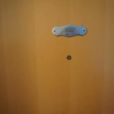 Spacious Elek, City Appartement