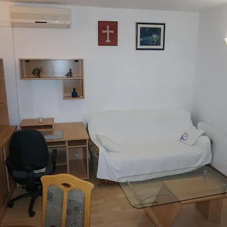 Spacious Elek, City Lejlighed *